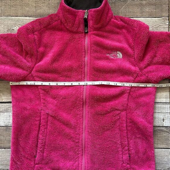 The North Face Women’s Hot Pink Barbie Teddy Fuzzy Soft Fleece Zip Up Jacket | S - Picture 3 of 12